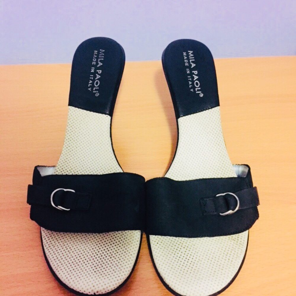 Slides shoes perfect condition made in Italy